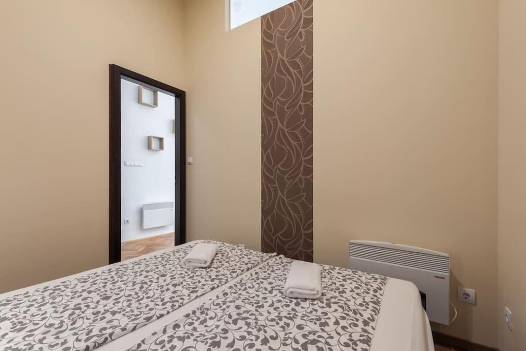 Szent Istvan Ter 4 Next To Basilica A 1 Bedroom Budapesta Exterior foto