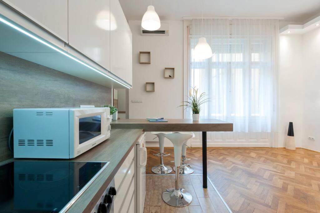 Szent Istvan Ter 4 Next To Basilica A 1 Bedroom Budapesta Exterior foto
